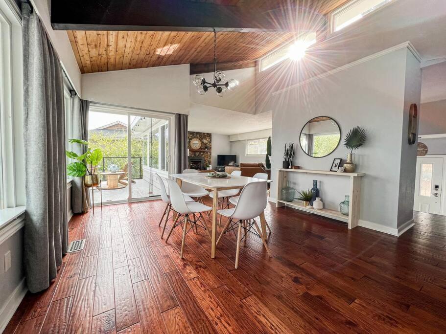 Sunrise Escape - Close To The Beach! Victoria Exterior photo