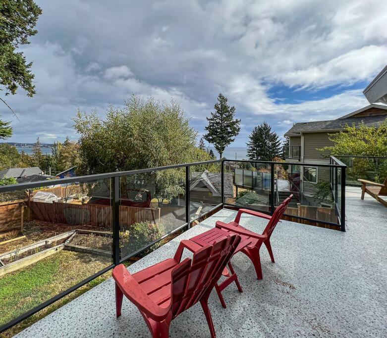 Sunrise Escape - Close To The Beach! Victoria Exterior photo